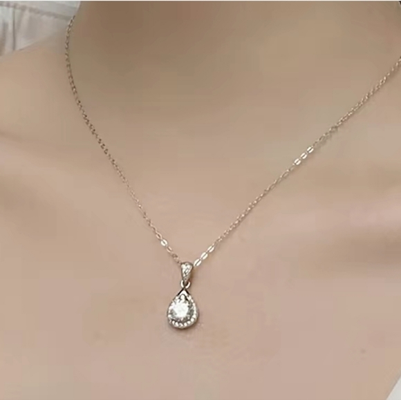 CERTIFIED MOISSANITE DIAMOND 1CWT 18KGP Sterling silver Earrings .5ea - Picture 10 of 13